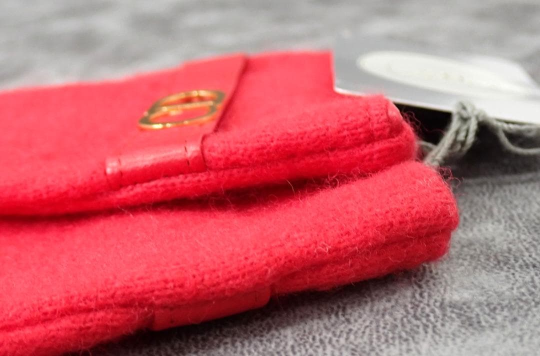 新品 クリスチャンディオール CD ニットグローブ タグ付き ゴールド金具