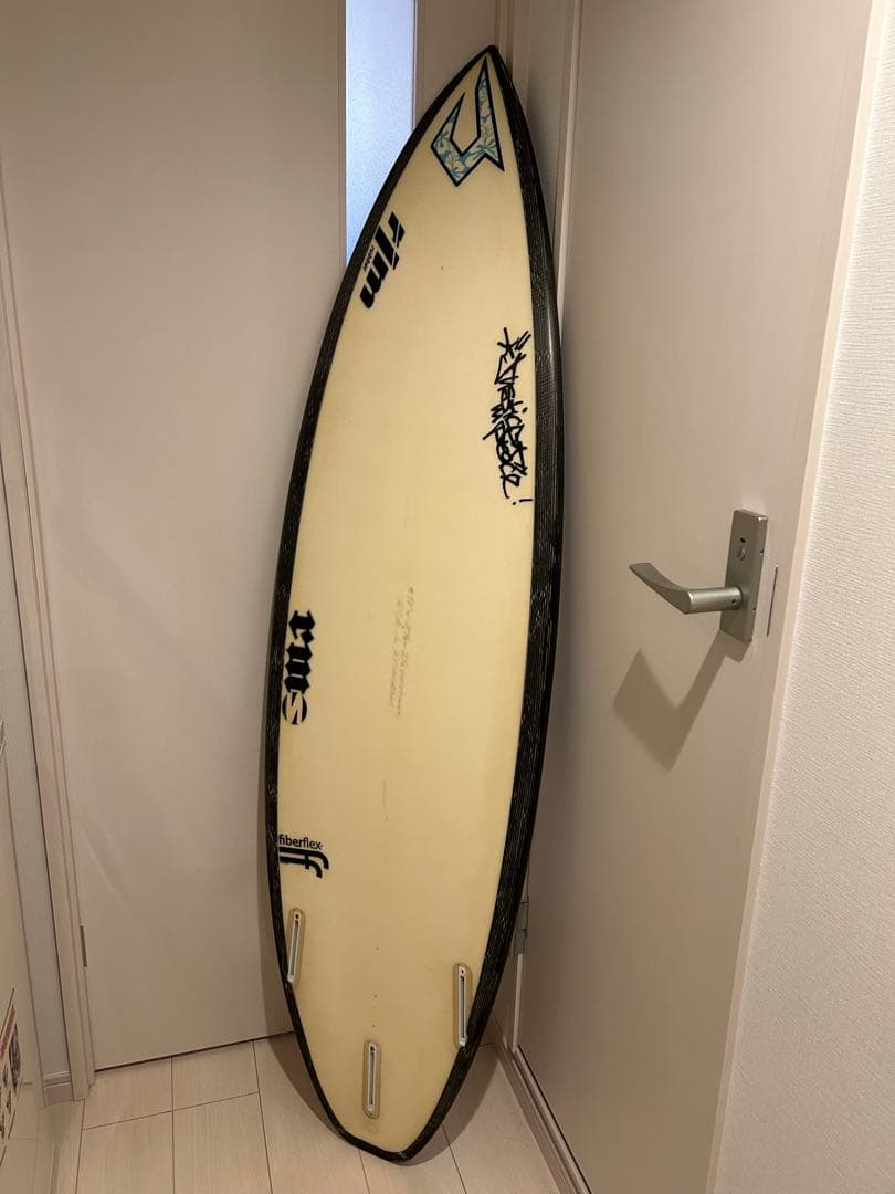 ジャスティスサーフボード　ショートボード 5'10\"