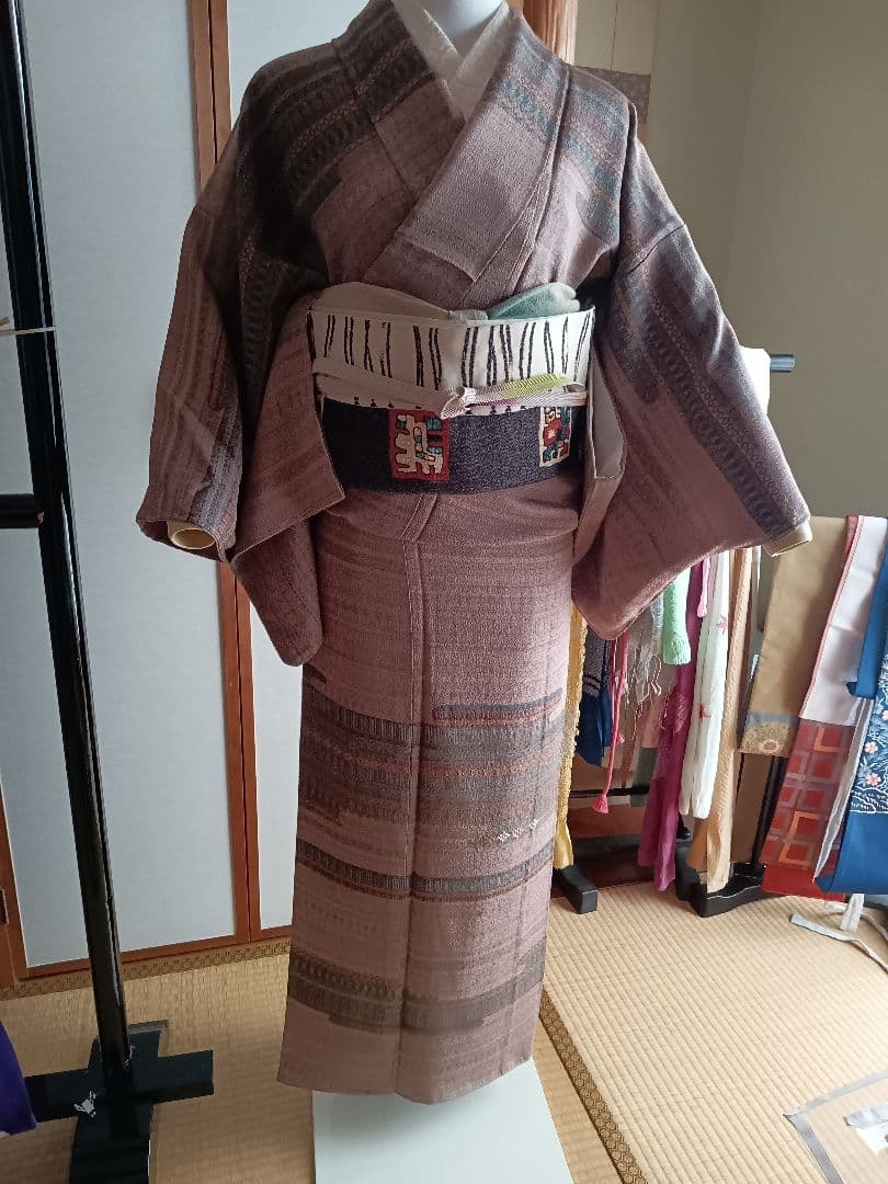 縮緬　小紋柄訪問着　手刺繍添え