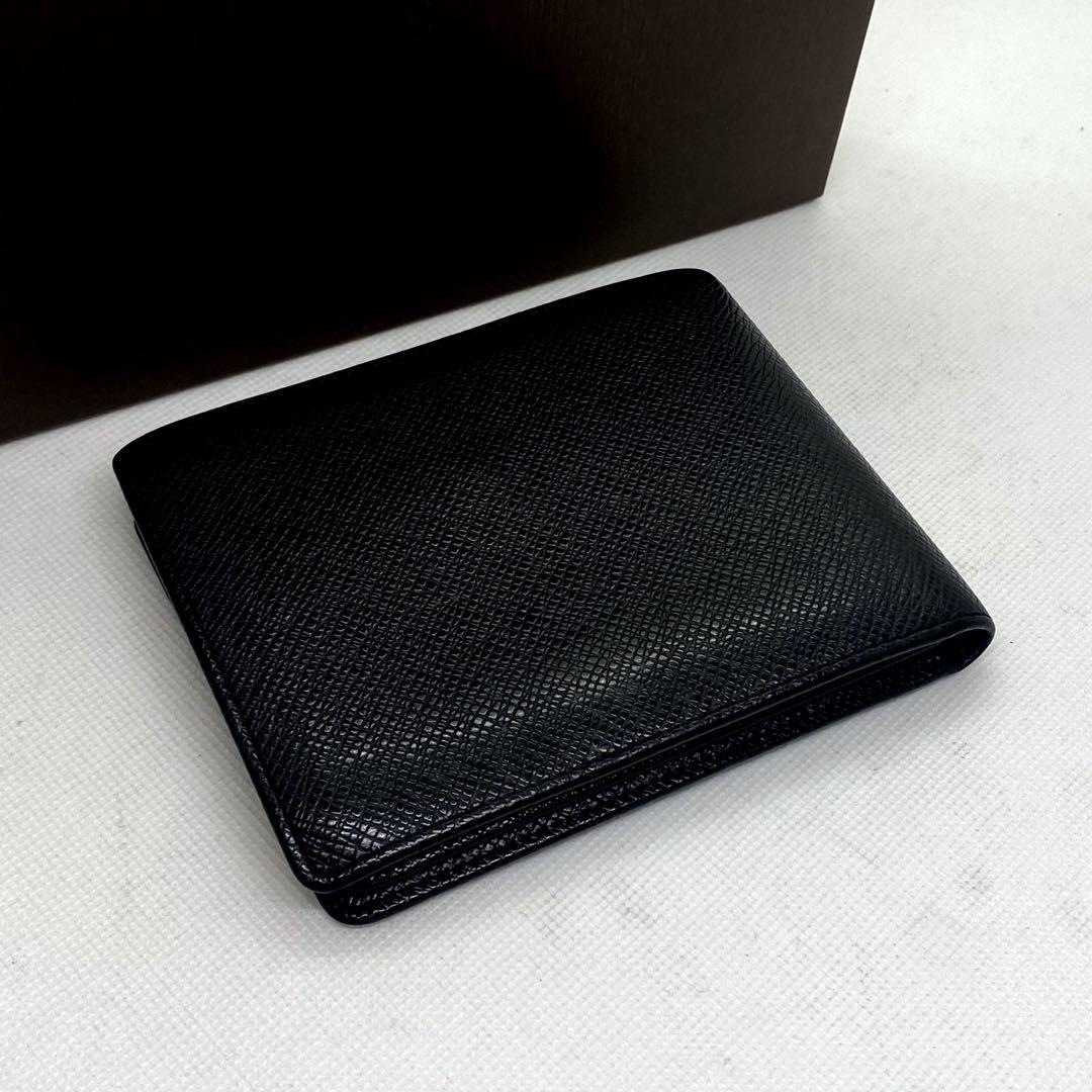 ❤️新品に近い❤️定価の半額以下‼️LV❤️エピレザー❤️二つ折り財布❤️タイガ❤️コンパクト