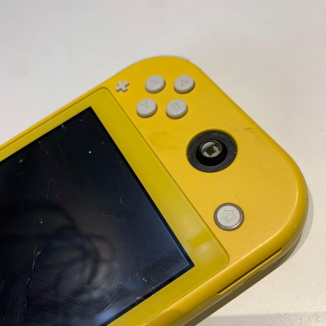 Nintendo Switch Light イエロー　ジャンク品