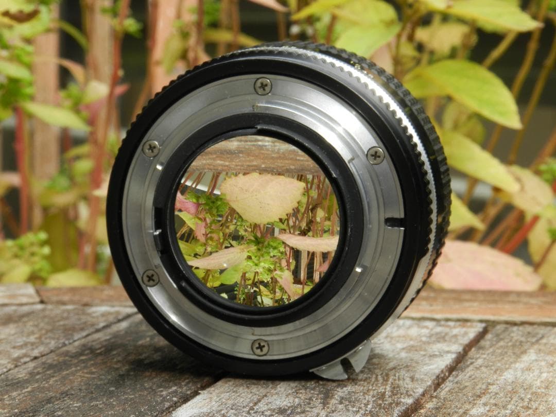 年末特価　極美品　Nikon Nikkor 50mm f/1.4 レンズ　ニコン