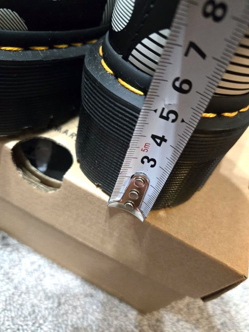 Dr.Martens ドクターマーチン 厚底シューズ ポルカドット