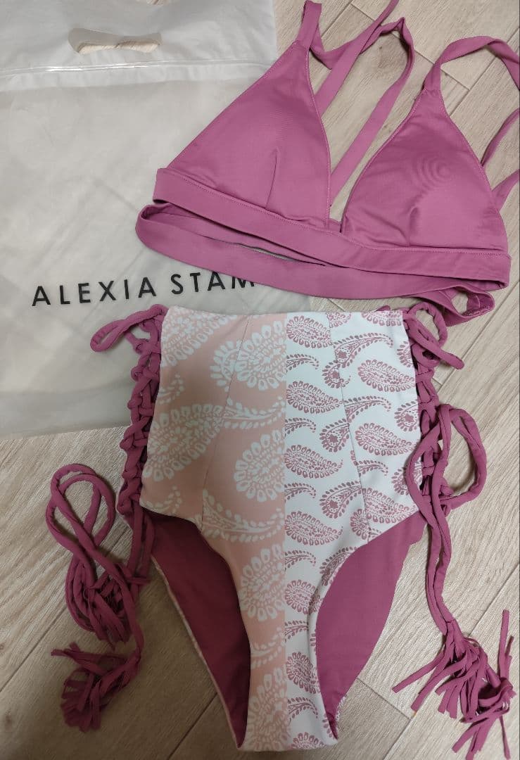 ゆう　Alexia Stam 上下 水着 ペイズリー