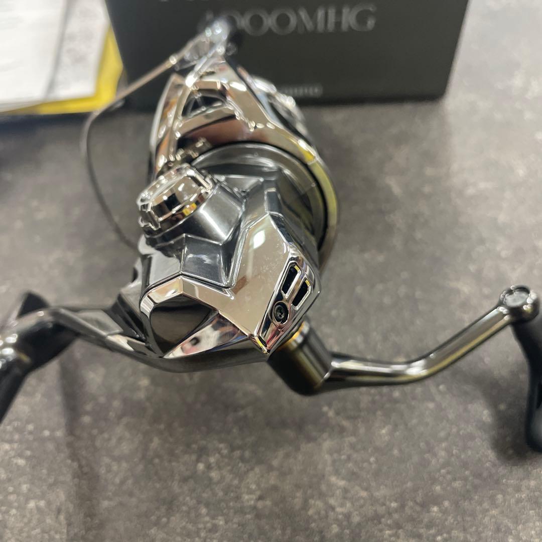 1回のみ使用シマノ 24ツインパワー 4000MHGスピニングリール