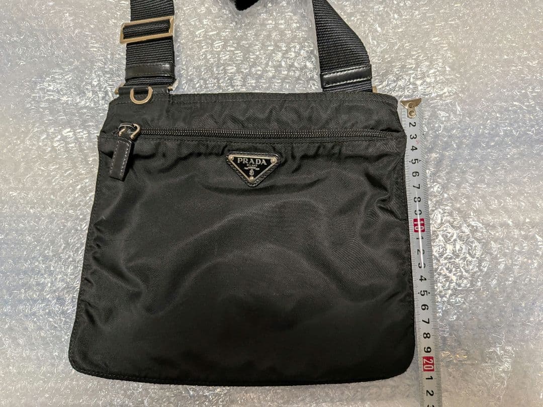 PRADA プラダ ナイロン ショルダーポーチ ブラック サコッシュ