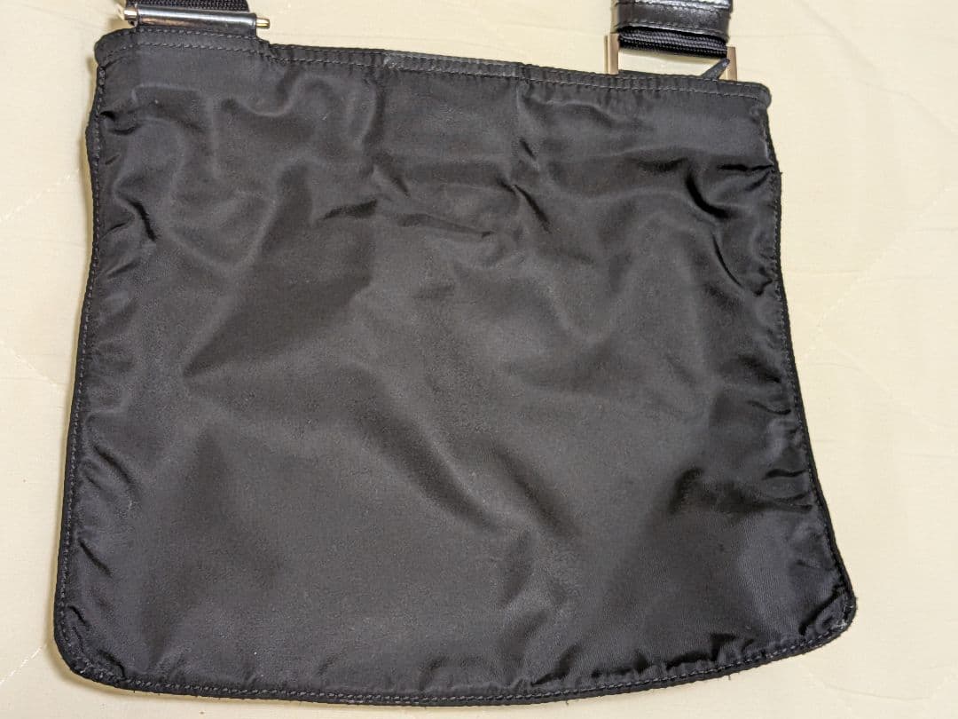 PRADA プラダ ナイロン ショルダーポーチ ブラック サコッシュ