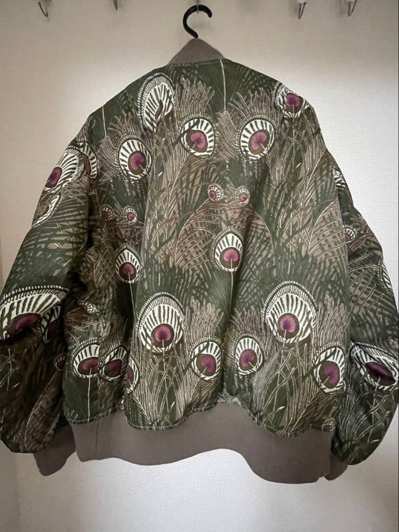 ジョンブル　MA-1 孔雀羽柄ブルゾン