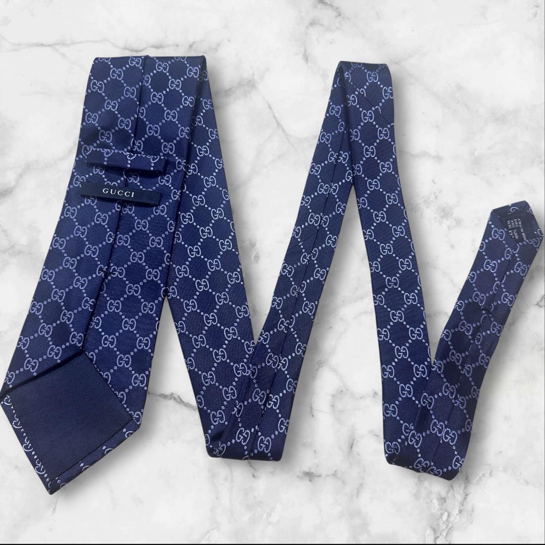 【未使用に近い】GUCCI ネクタイ　ggマーモント　gg柄　ネイビー