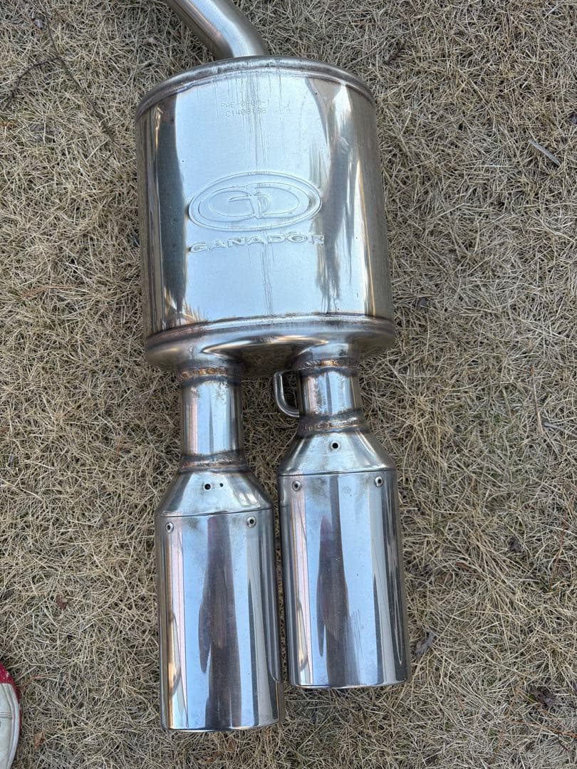 [送料込み]プリウス30 ガナドール　４本出し　マフラー