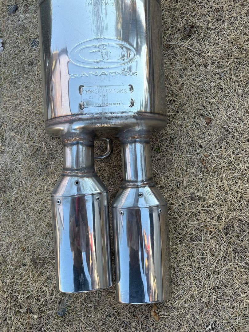 [送料込み]プリウス30 ガナドール　４本出し　マフラー