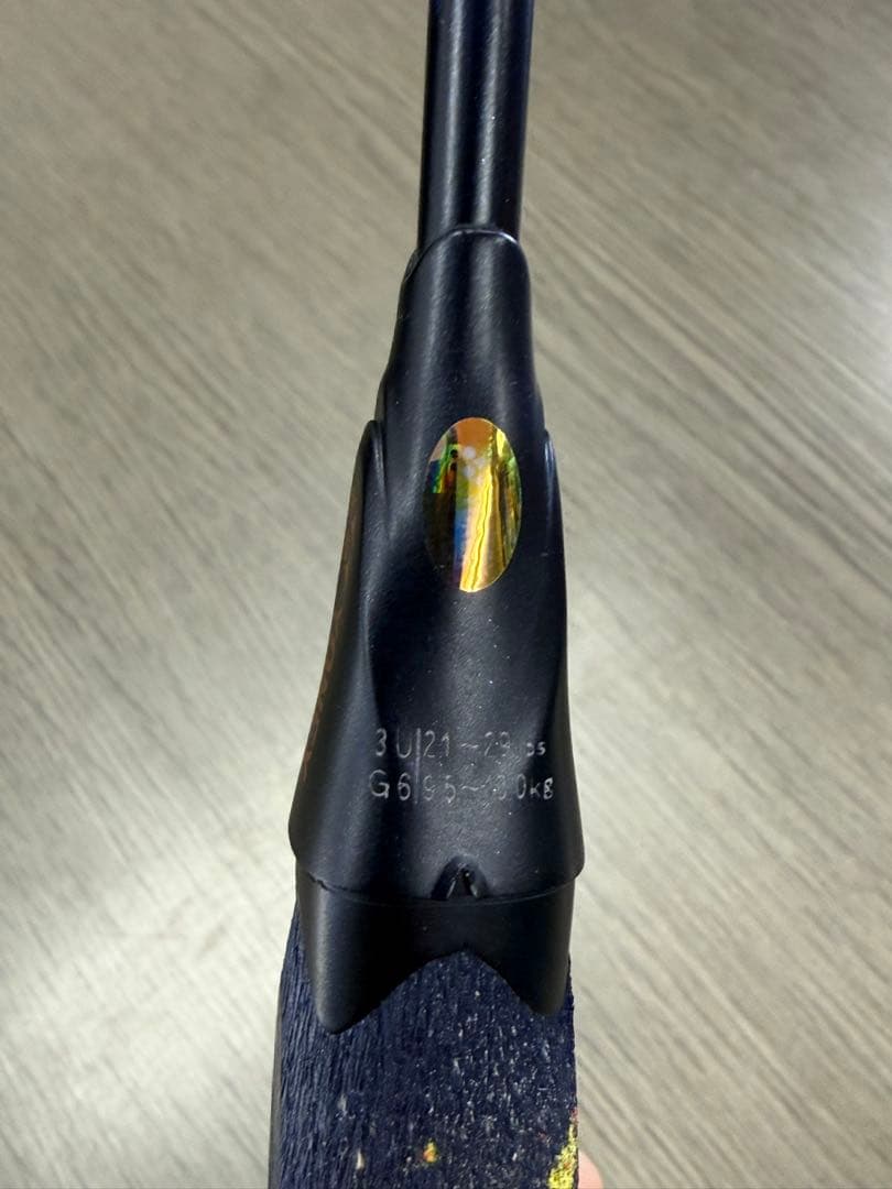 YONEX　アストロクス100ZZ　ダークネイビー