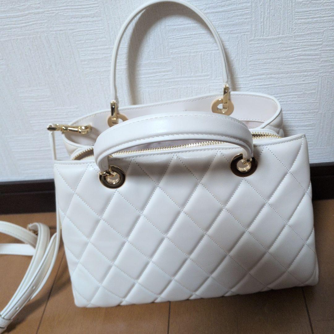 kate spade ホワイト キルティング ショルダーバッグ