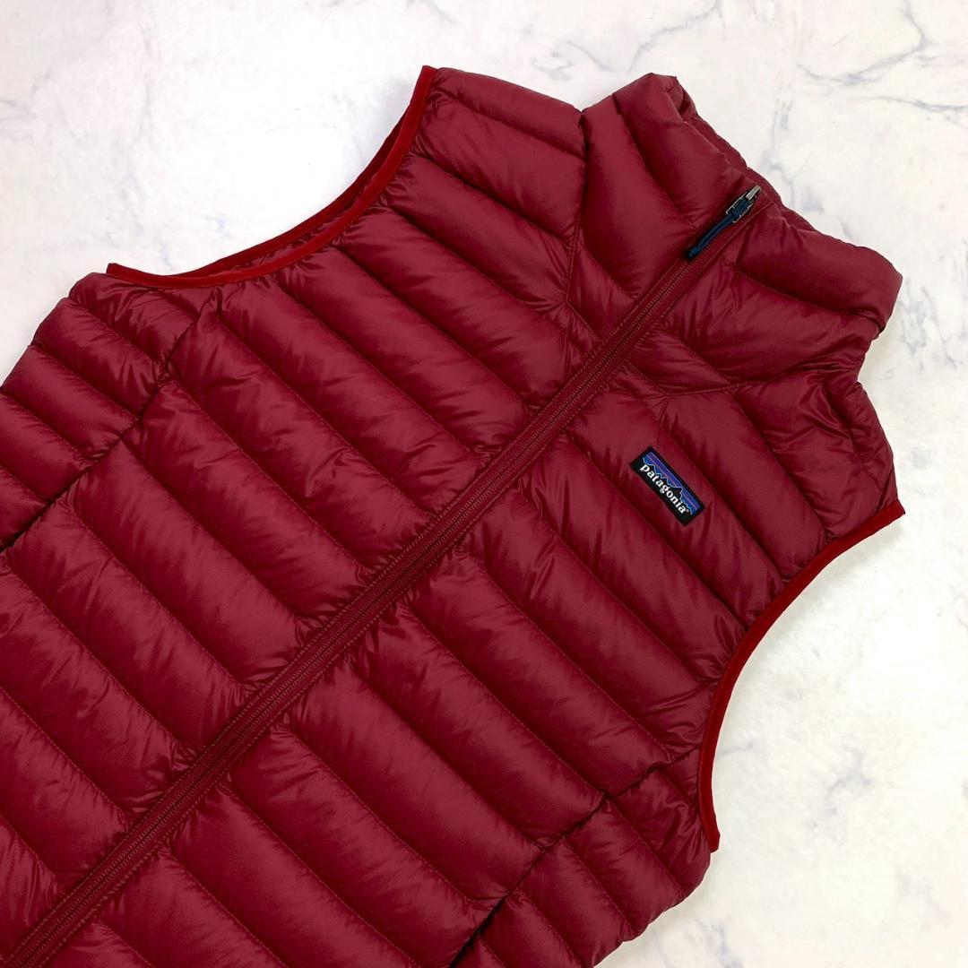 美品★22年モデル パタゴニア ダウンセーター ベスト レッド メンズ　D929