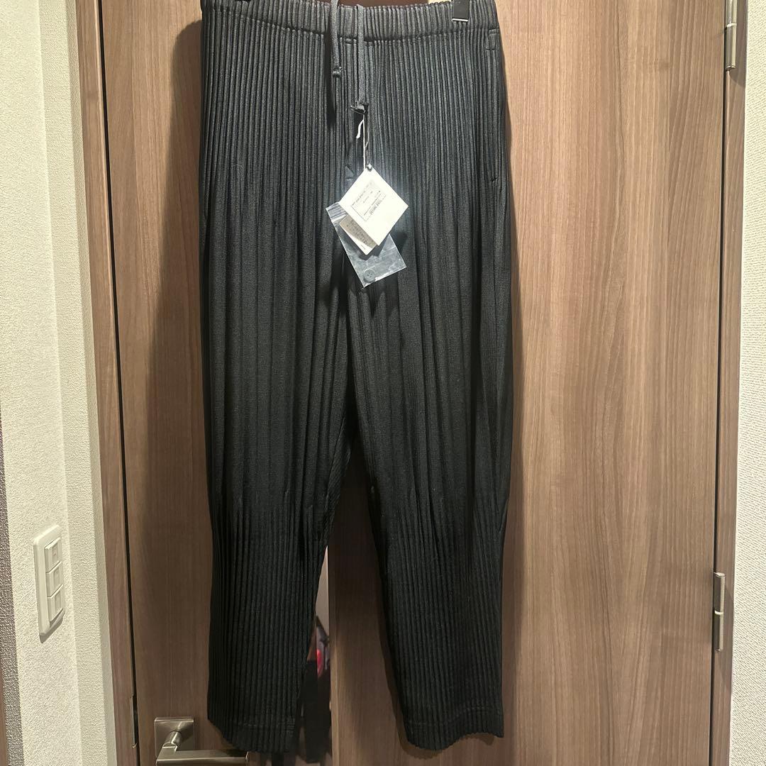 HOMME PLISSÉ ISSEY MIYAKE BASICS BLACK 2