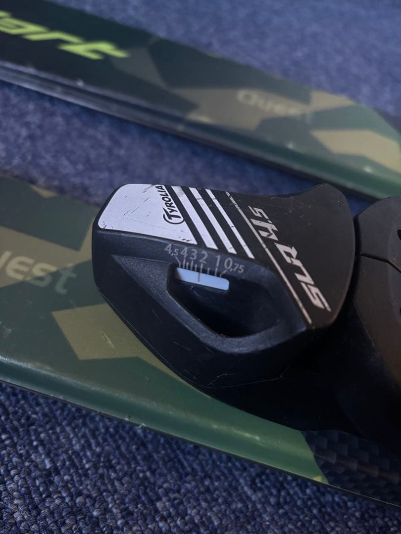 【おまけ付き】HART ジュニアスキー板　128cm ビンディングセット