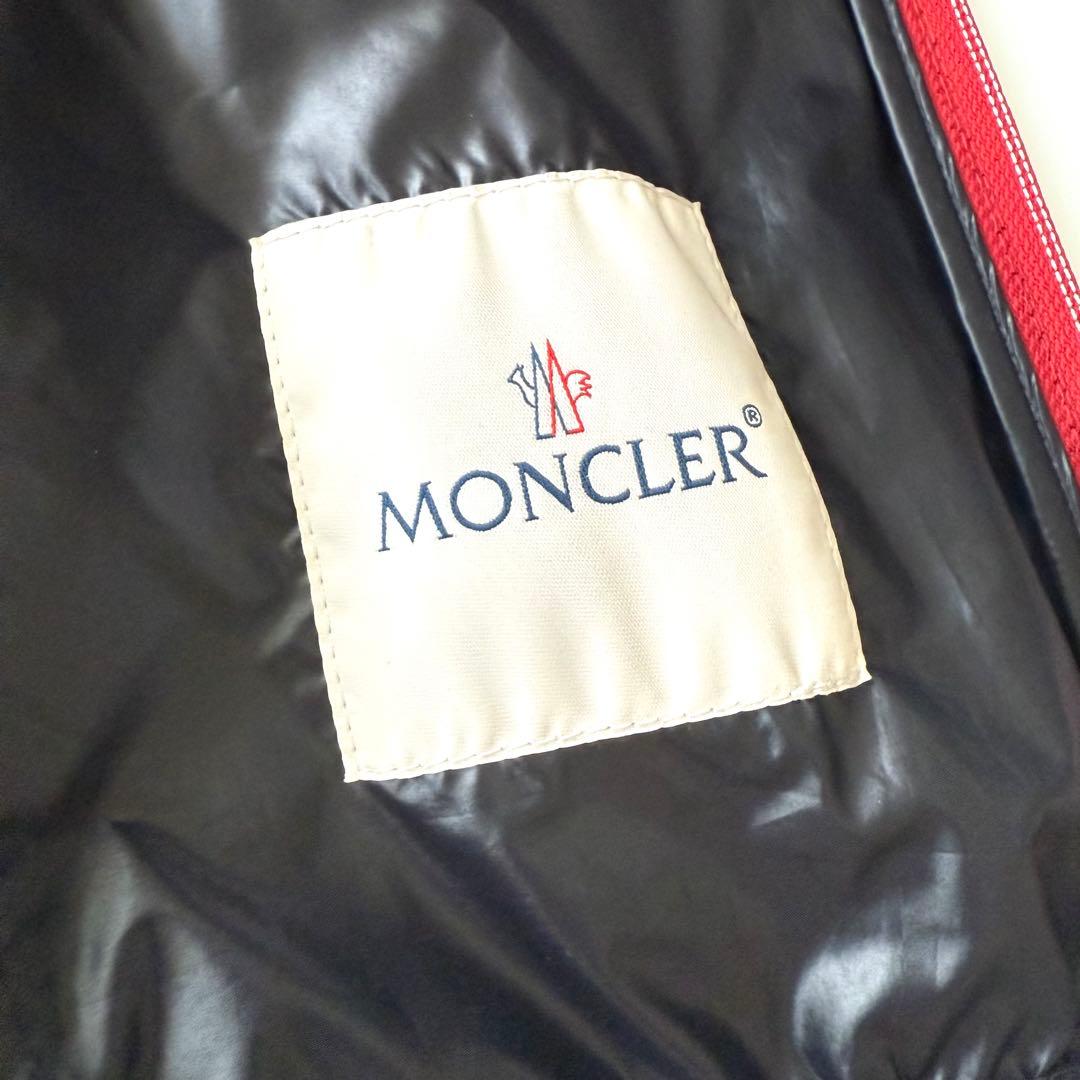 【子供服】MONCLER フード付きジャケット ネイビー130cm