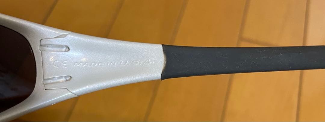 小物 Oakley straight ivory