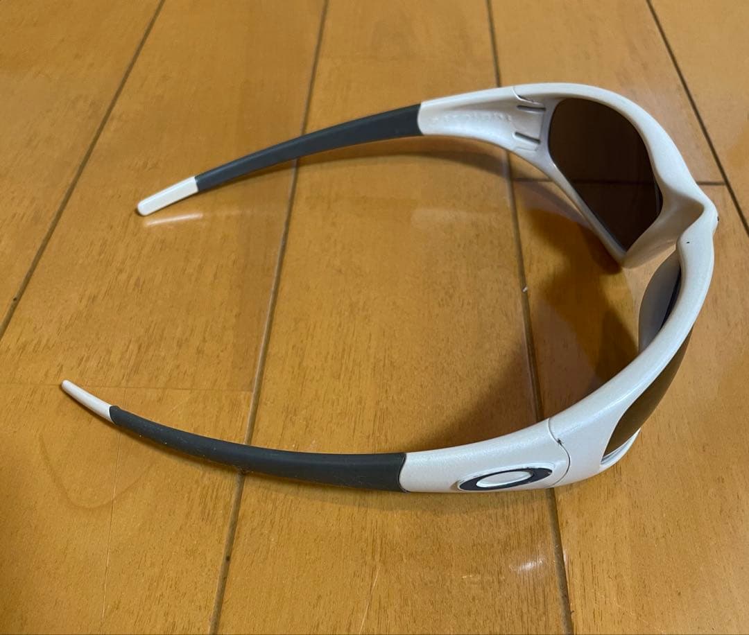 小物 Oakley straight ivory