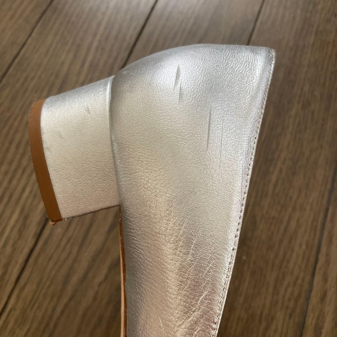 MANOLO BLAHNIK LISTONYシルバー