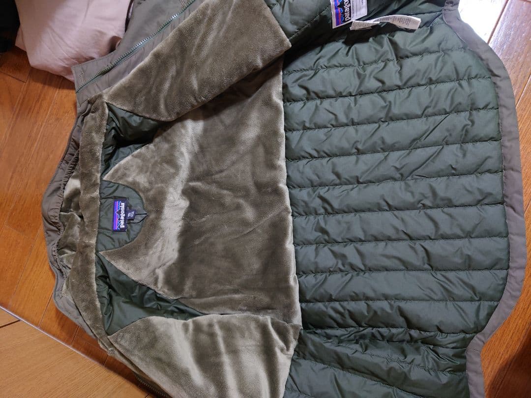 Patagonia パタゴニア　ボーイズ　インサレーテッドジャケットXXL