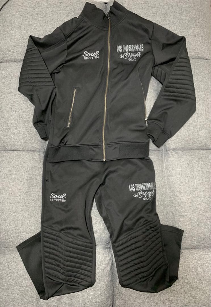 新日本プロレス　Los Ingobernables de Japónジャージ上下