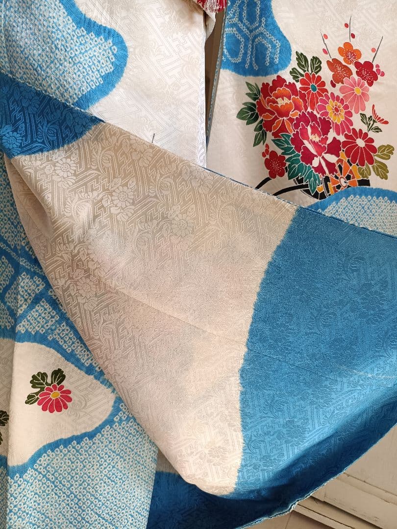 正絹☆絞り☆水色の着物単品