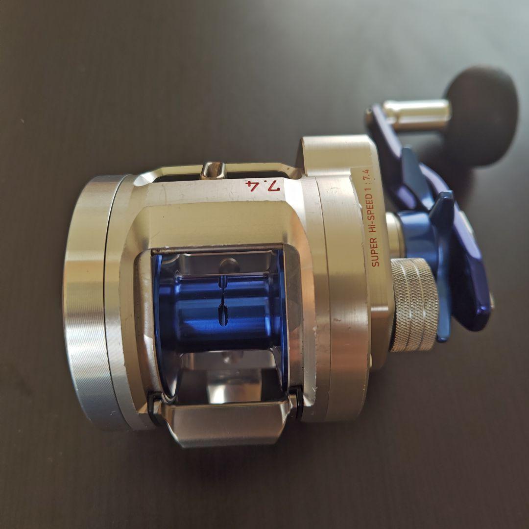 Daiwa ダイワ　RYOGA C2025PE-SH 右ハンドル