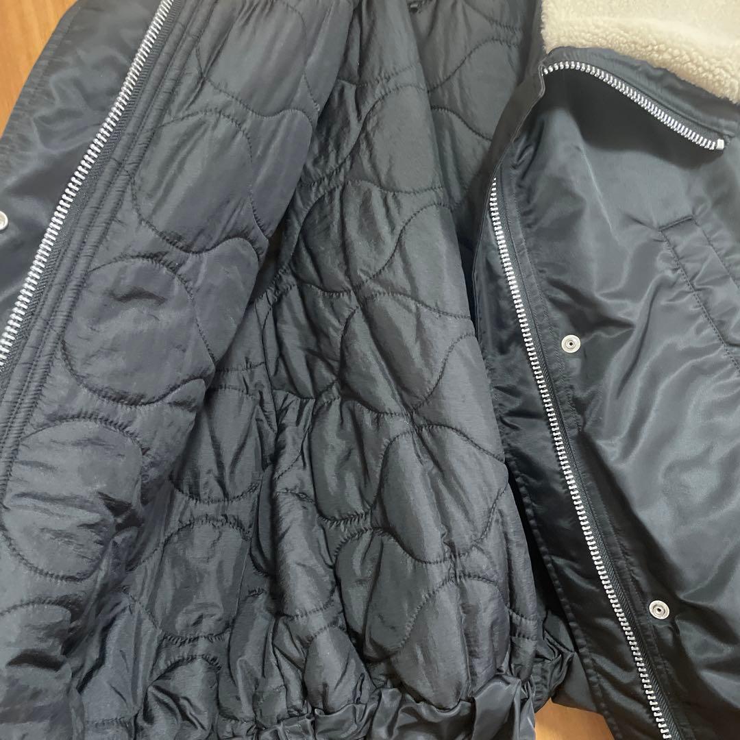 今季　MUNICH ナイロンツイル×シープボアバルーンフライトベスト