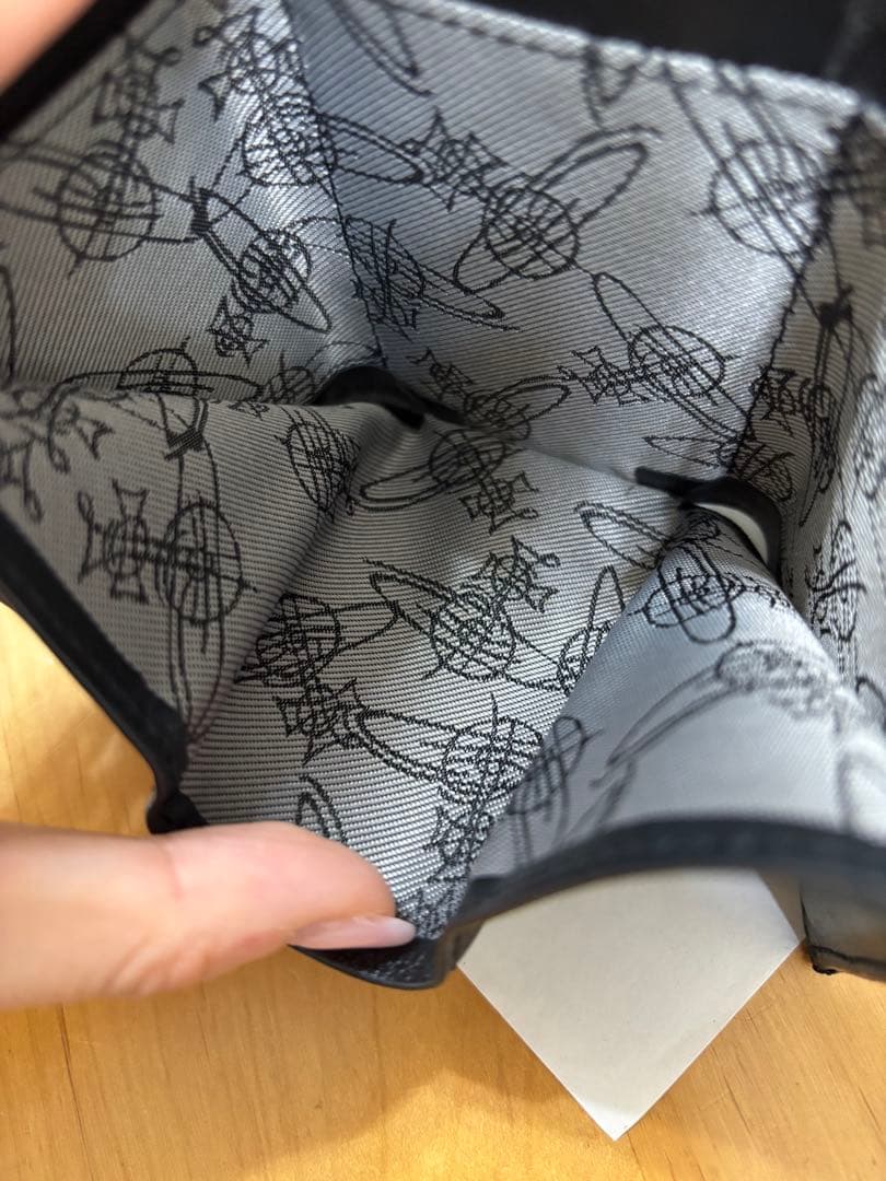 Vivienne Westwood 三つ折財布