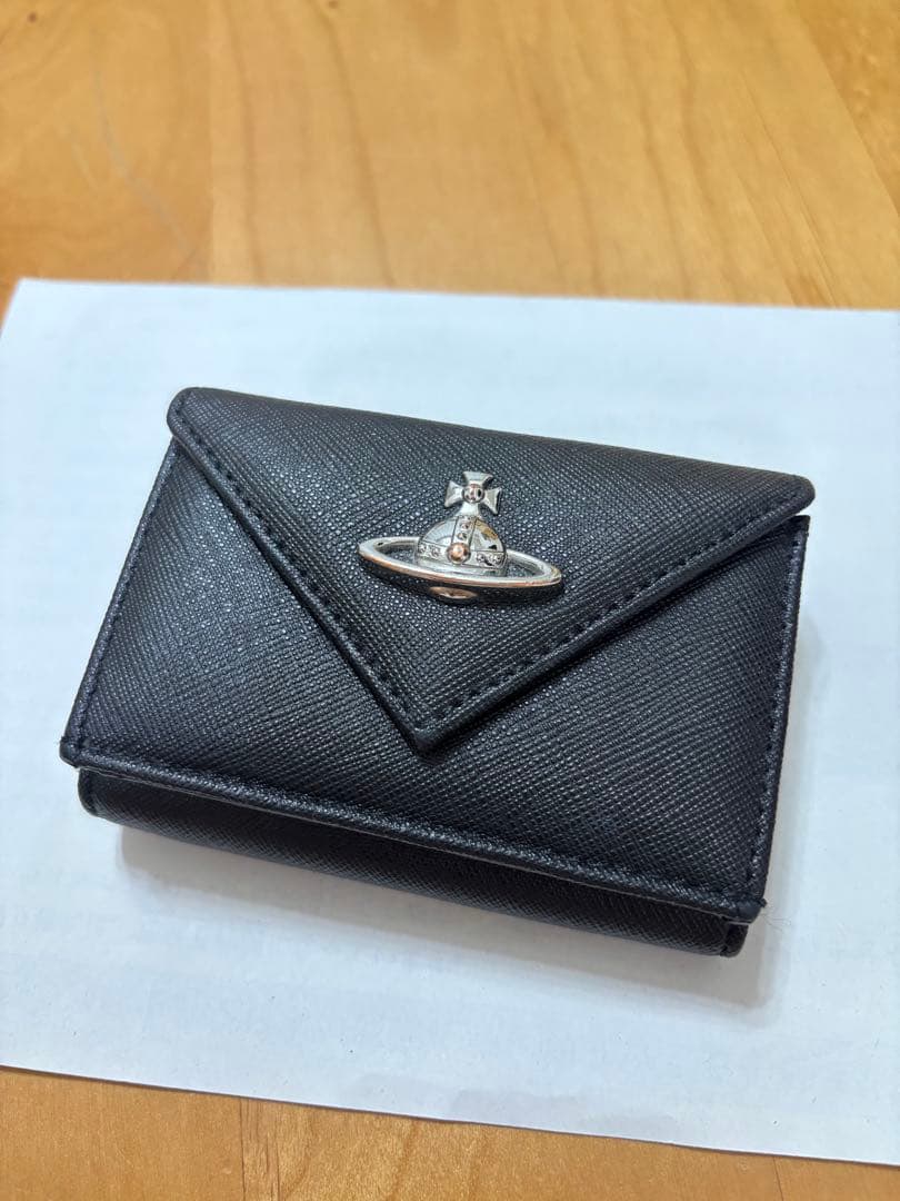 Vivienne Westwood 三つ折財布