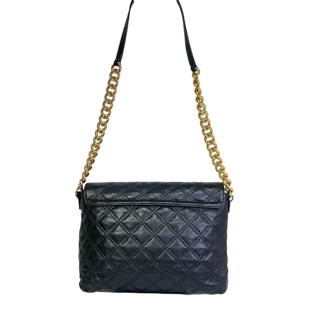 美品 MARC JACOBS ブラックキルティングショルダーバッグ