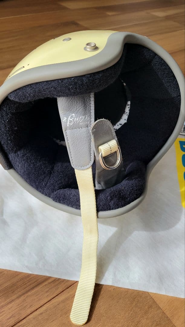 【Disneyコラボ限定完売品】Buco ヘルメット