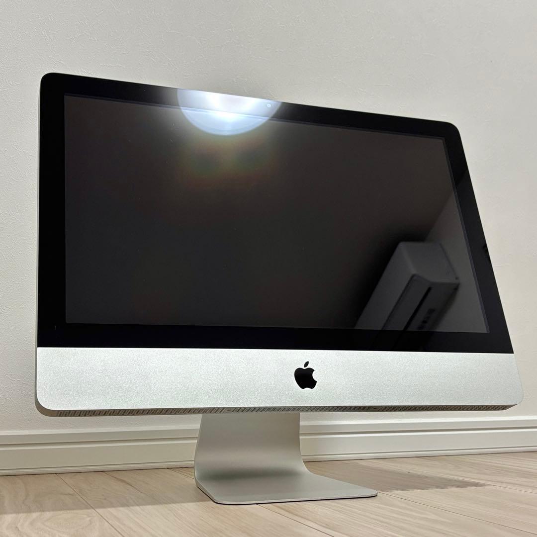 Macデスクトップ iMac (21.5-inch, Mid 2011)