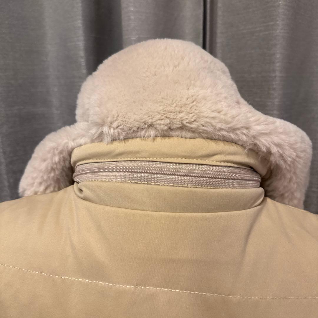 美品★archivio フード付きダウンベスト ベージュ