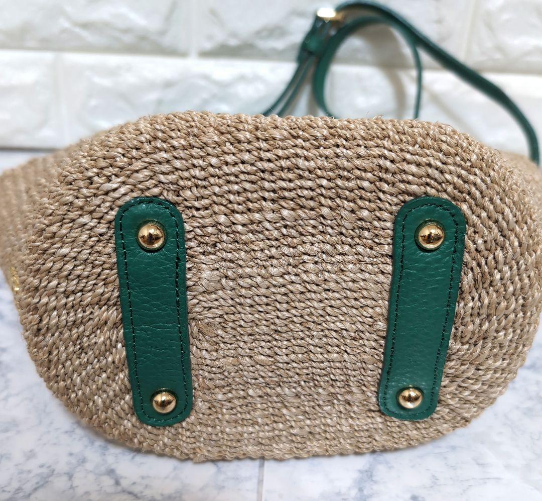 美品 ヴィオラドーロ　かごバッグ グリーン ストラップ付き