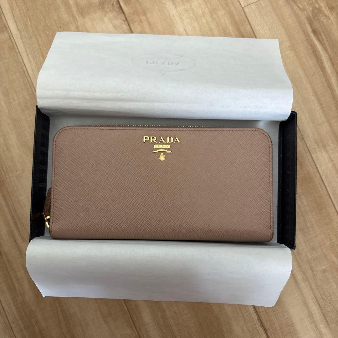 株*リ様 PRADA サフィアーノ　長財布