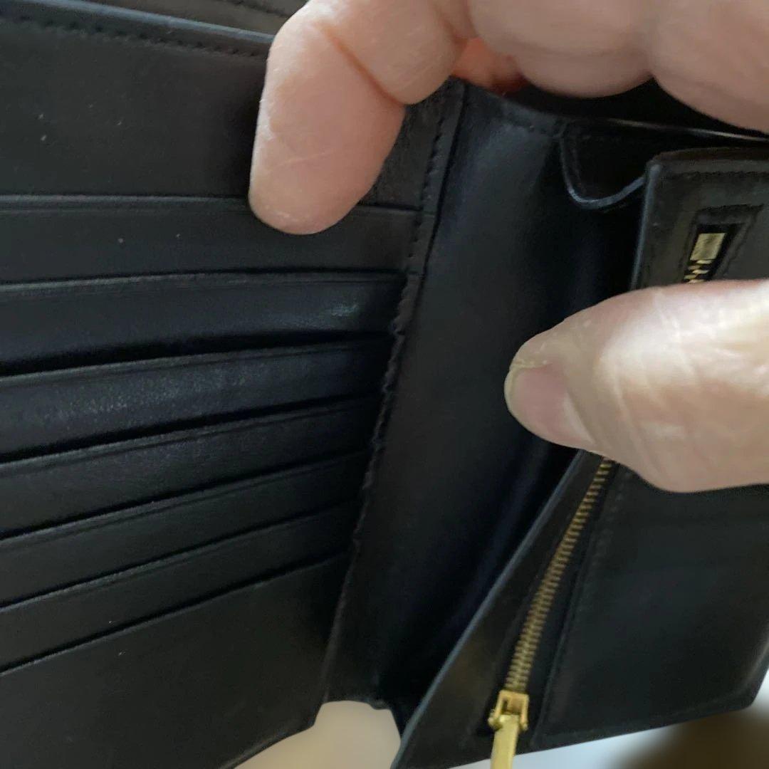 Celineセリーヌ ミディアム ストラップウォレット ブラック