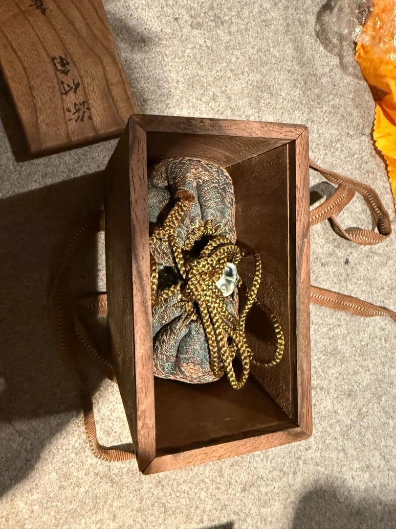 か*る様 ★栄★中国 清代 古染付 呉須 山水図 獅子摘 香炉 茶道具 古陶磁