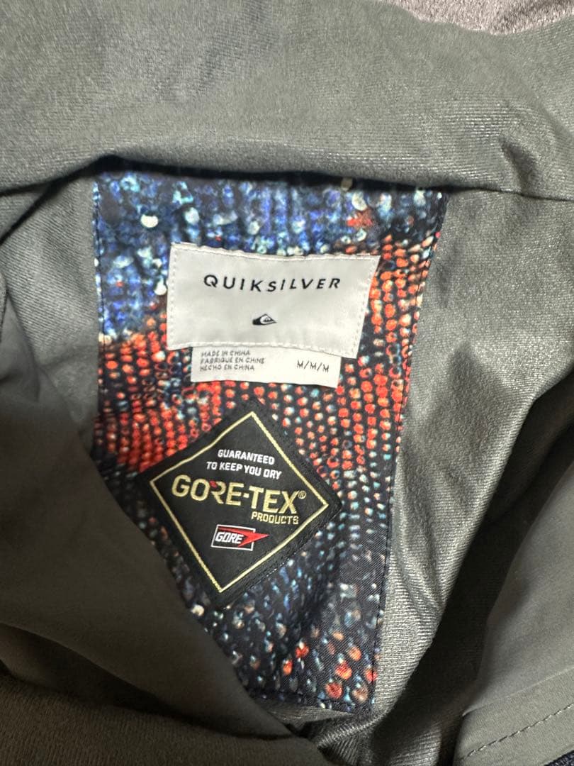 【値下げ】QUIKSILVER GORETEX ビブパンツ