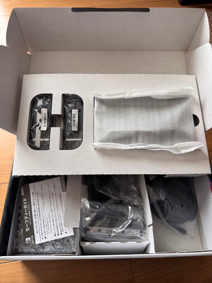 Nintendo Switch スマブラSPエディション 本体 付属品、箱付き