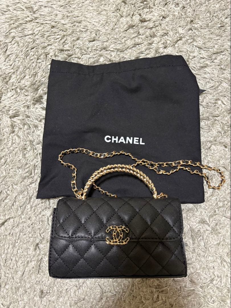 CHANEL ブラックレザー バッグ　ノベルティ