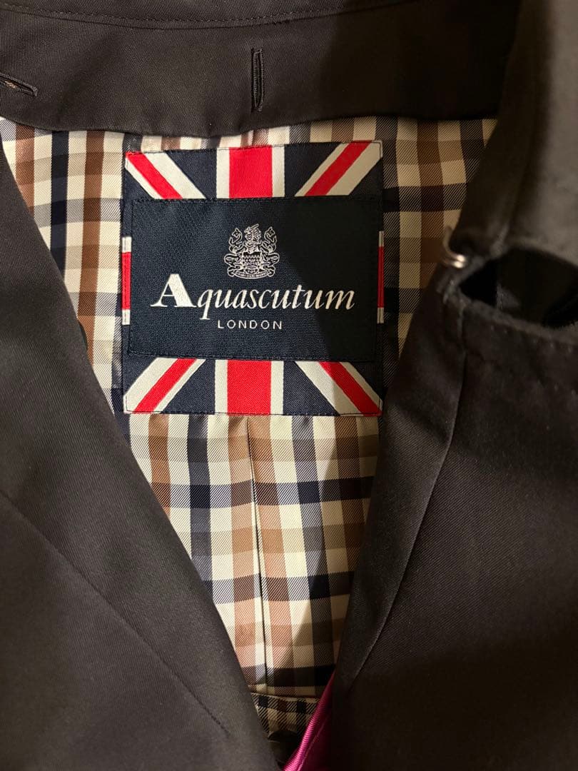 Aquascutum ブラック トレンチコート