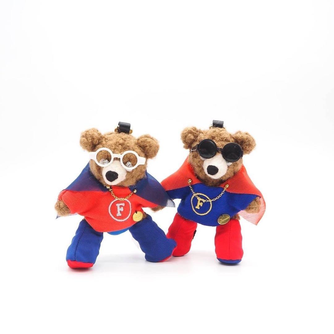 り*え様 DEMODEE デモデ　ベア　キーホルダー　チャーム　クマ　スーパーマ