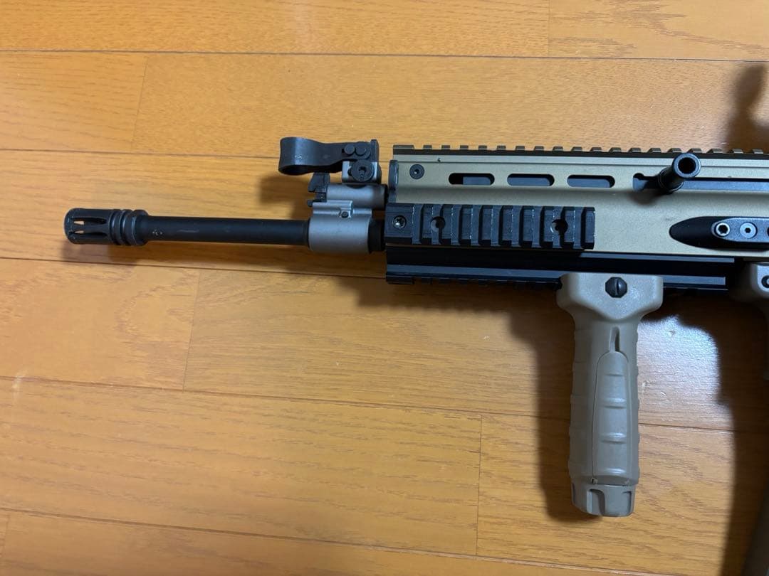 東京マルイ　次世代電動ガンSCAR-L 訳あり　バッテリー付き
