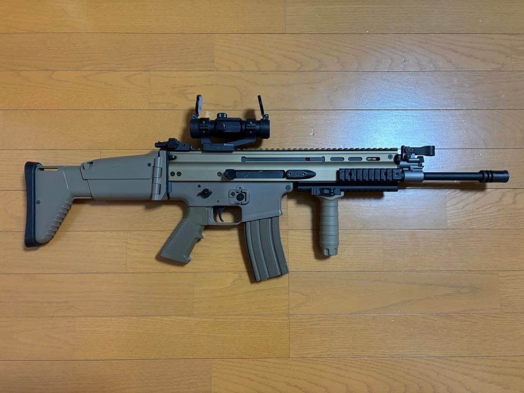 東京マルイ　次世代電動ガンSCAR-L 訳あり　バッテリー付き