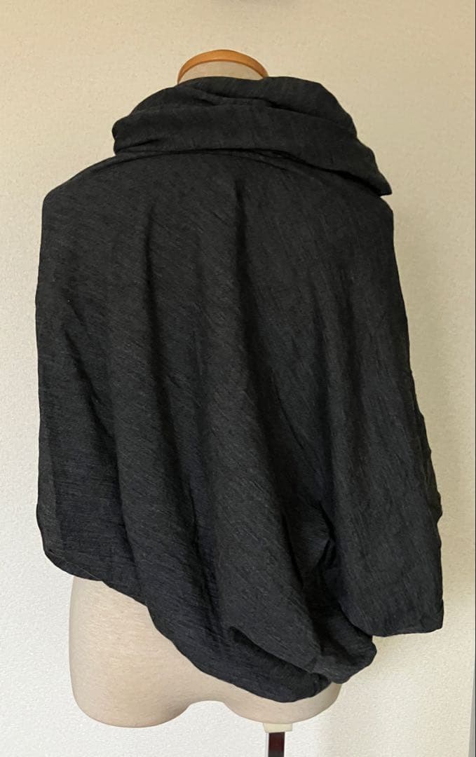 ジュンヤワタナベコムデギャルソン アシンメトリーニットドレープポンチョ