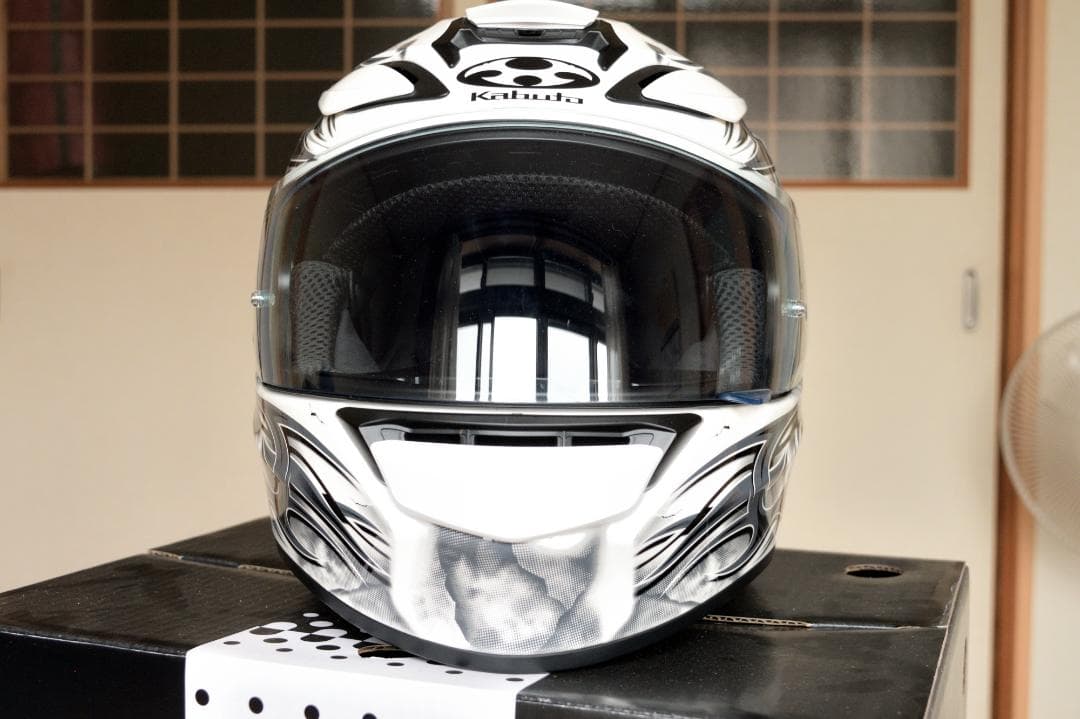 超美品 OGK KABUTO SHUMA FLAME Lサイズ