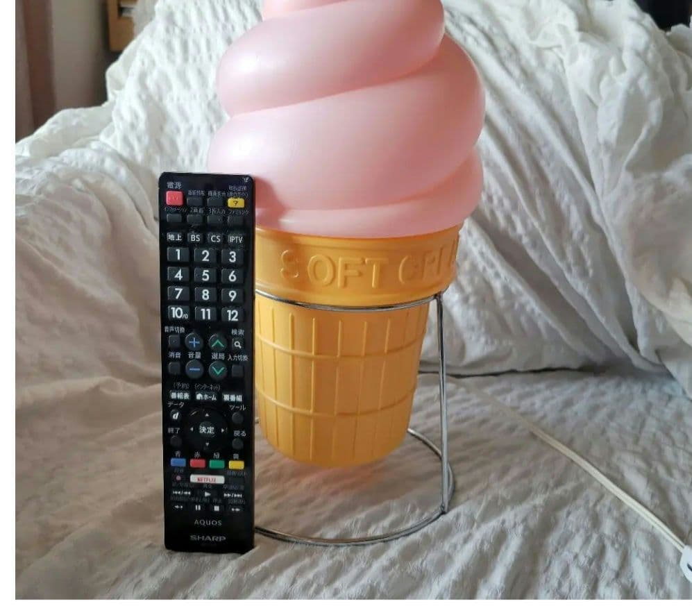 ヒ*参様 アイスクリーム　ランプ