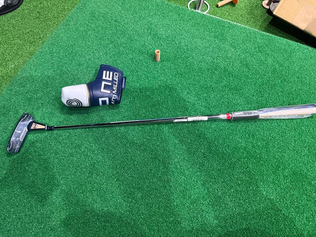 オデッセイ　Ai-ONE MILLED TRI-BEAM ONE Tパター